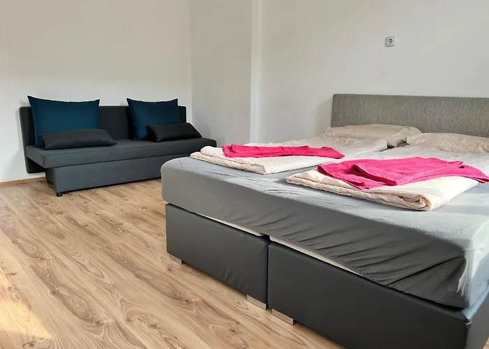 Apartment Comfortable 4 Private In Shared Perfect For Groups & Friends *
