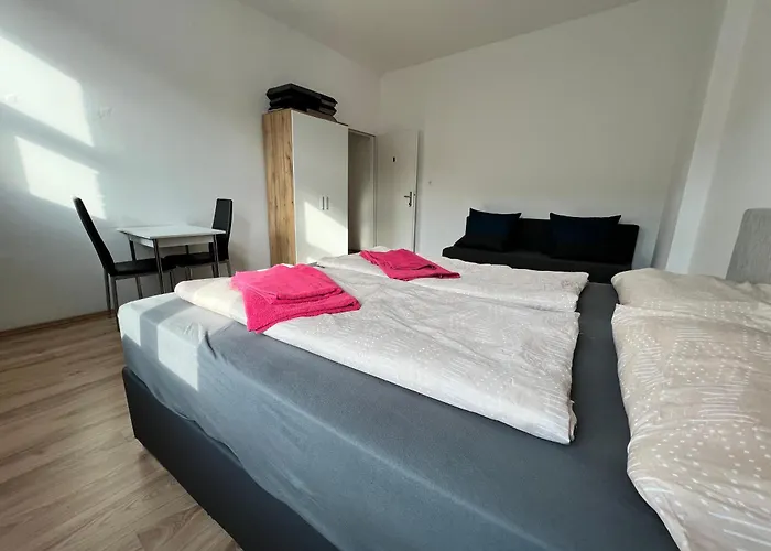 Apartment Comfortable 4 Private In Shared Perfect For Groups & Friends *