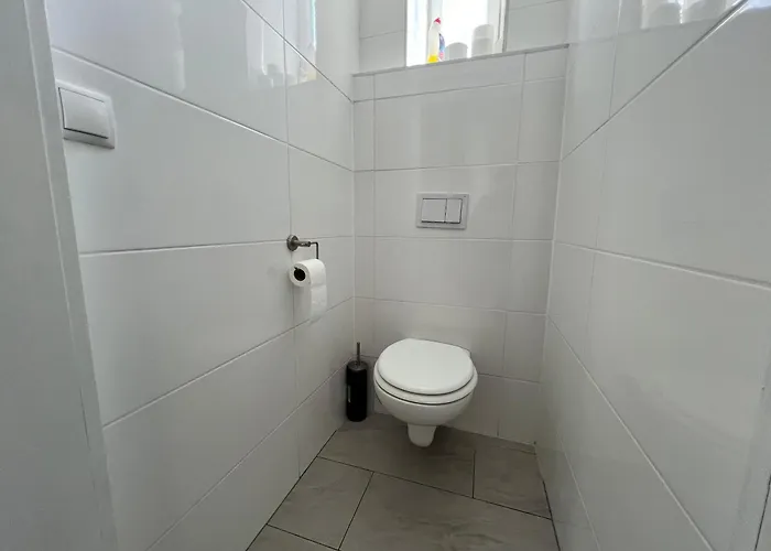 Apartment Comfortable 4 Private In Shared Perfect For Groups & Friends Wien